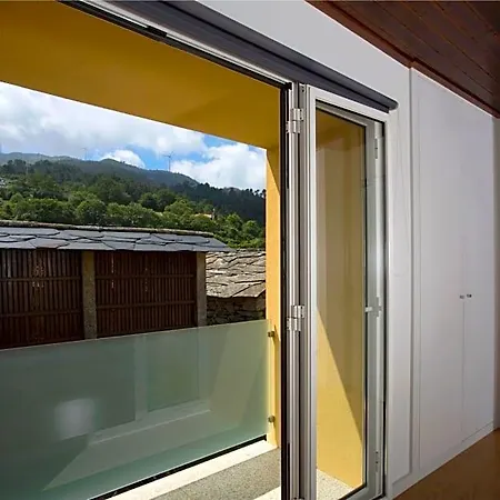 Casas Peralta - Amarela Bed and Breakfast 4*