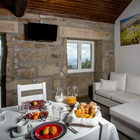 Casas Peralta - Amarela 4* Arouca