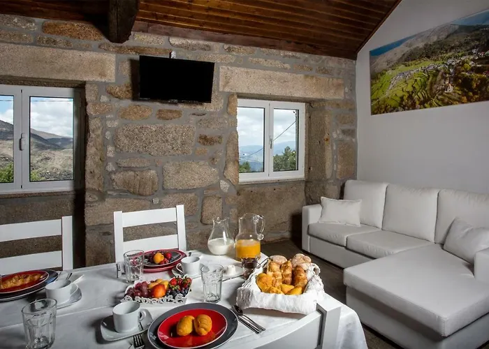 Casas Peralta - Amarela 4* Arouca